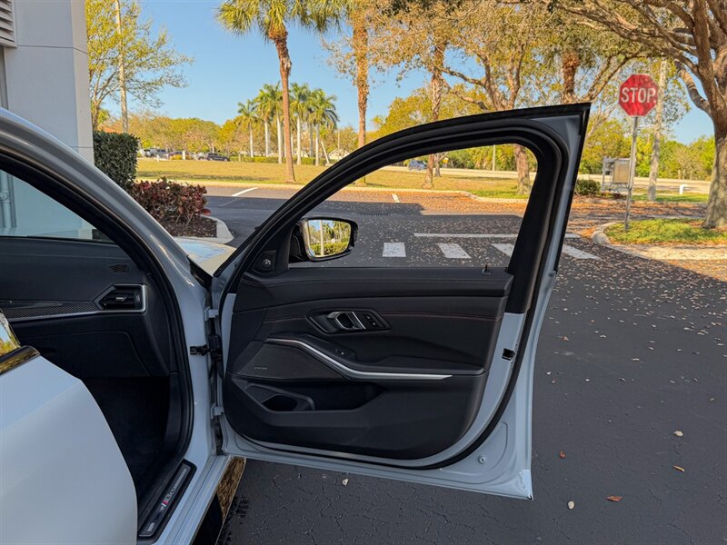2024 BMW M3 CS - Photo 55 - Bonita Springs, FL 34134