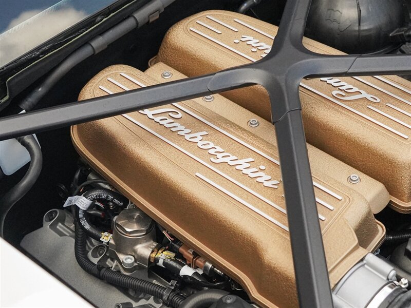 2022 Lamborghini Huracan STO - Photo 37 - Bonita Springs, FL 34134