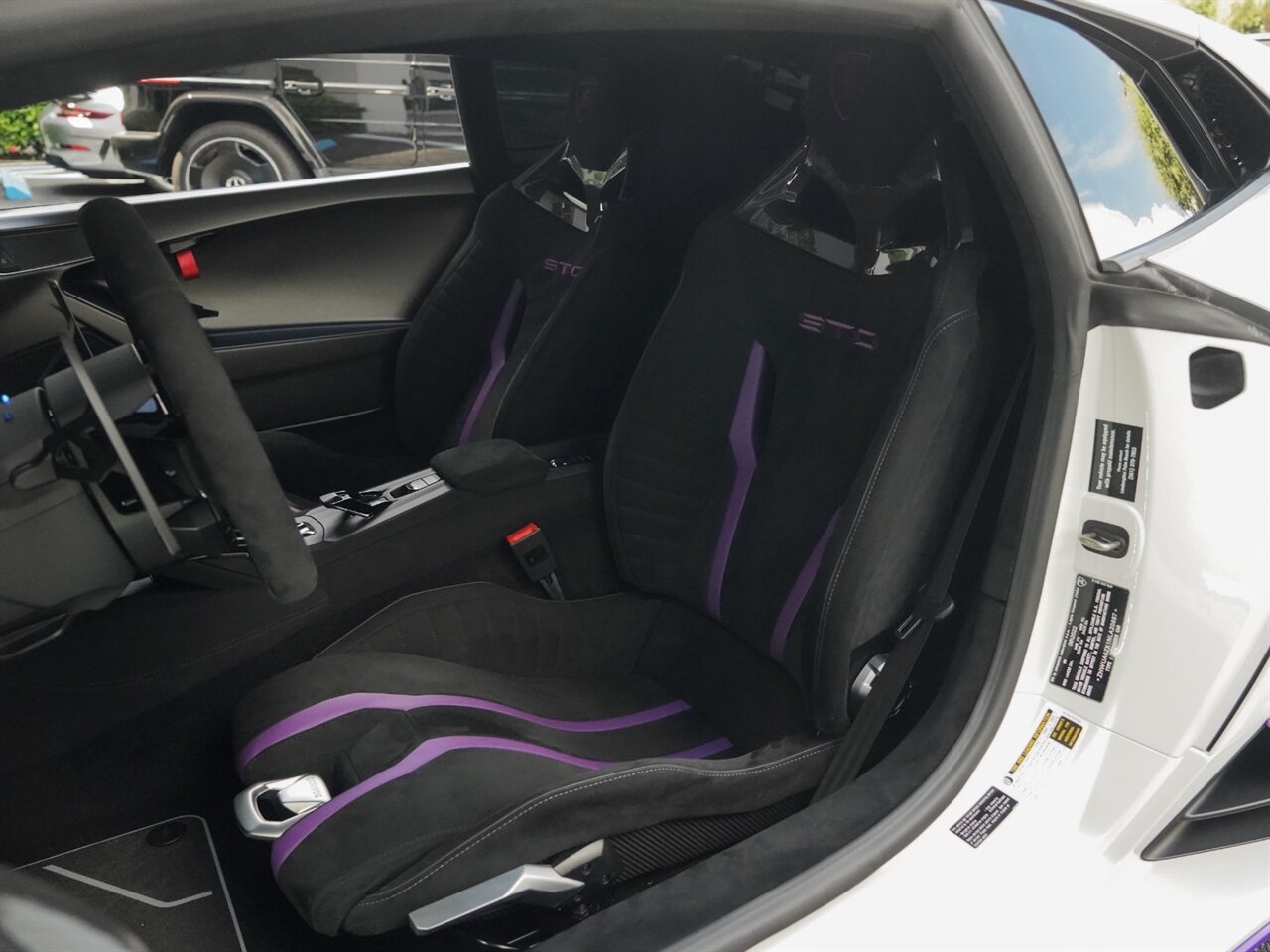 2022 Lamborghini Huracan STO   - Photo 20 - Bonita Springs, FL 34134