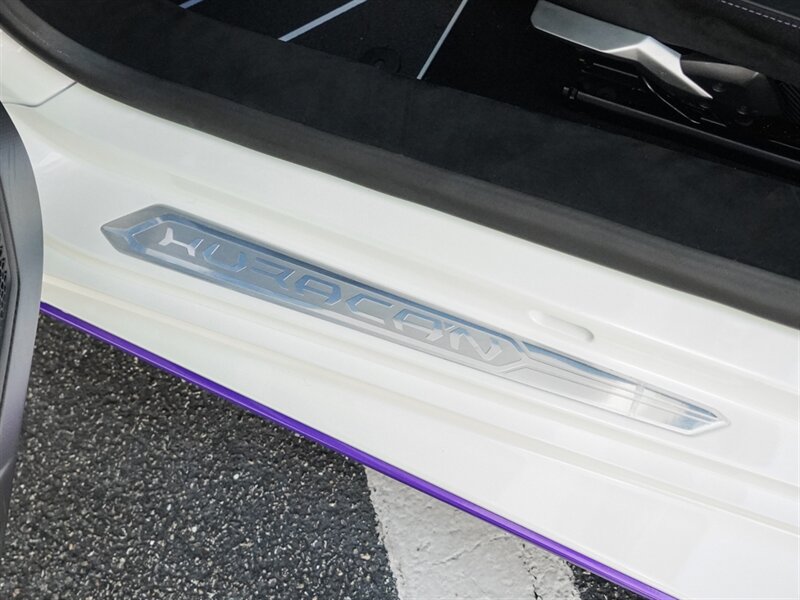 2022 Lamborghini Huracan STO - Photo 26 - Bonita Springs, FL 34134