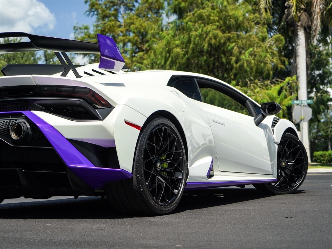 2022 Lamborghini Huracan STO   - Photo 64 - Bonita Springs, FL 34134