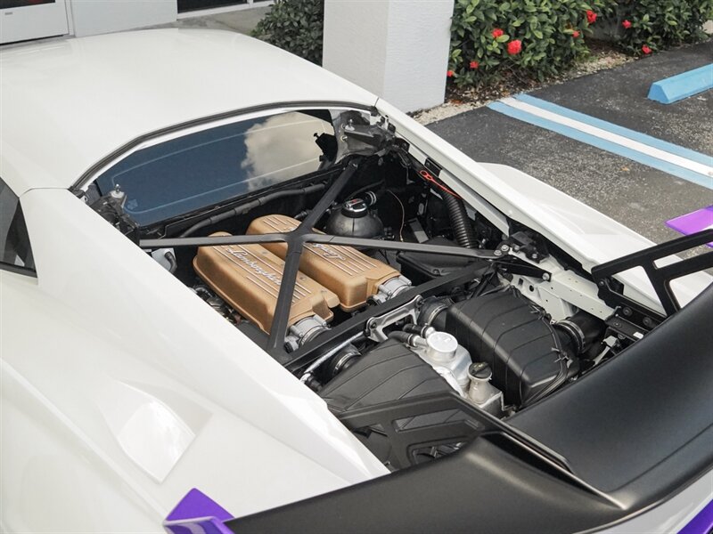 2022 Lamborghini Huracan STO - Photo 38 - Bonita Springs, FL 34134