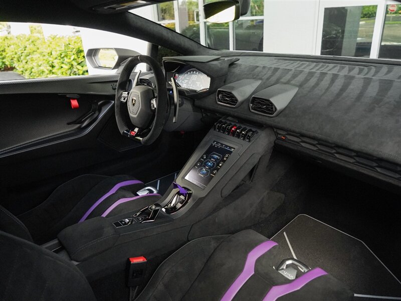 2022 Lamborghini Huracan STO - Photo 27 - Bonita Springs, FL 34134