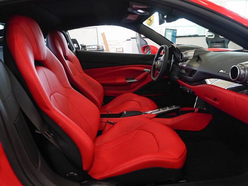 2020 Ferrari F8 TRIBUTO - Photo 27 - Bonita Springs, FL 34134