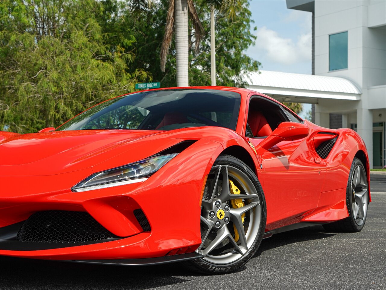 2020 Ferrari F8 TRIBUTO   - Photo 34 - Bonita Springs, FL 34134