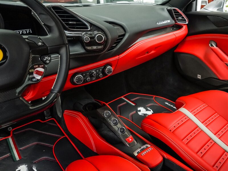 2017 Ferrari 488 GTB - Photo 14 - Bonita Springs, FL 34134