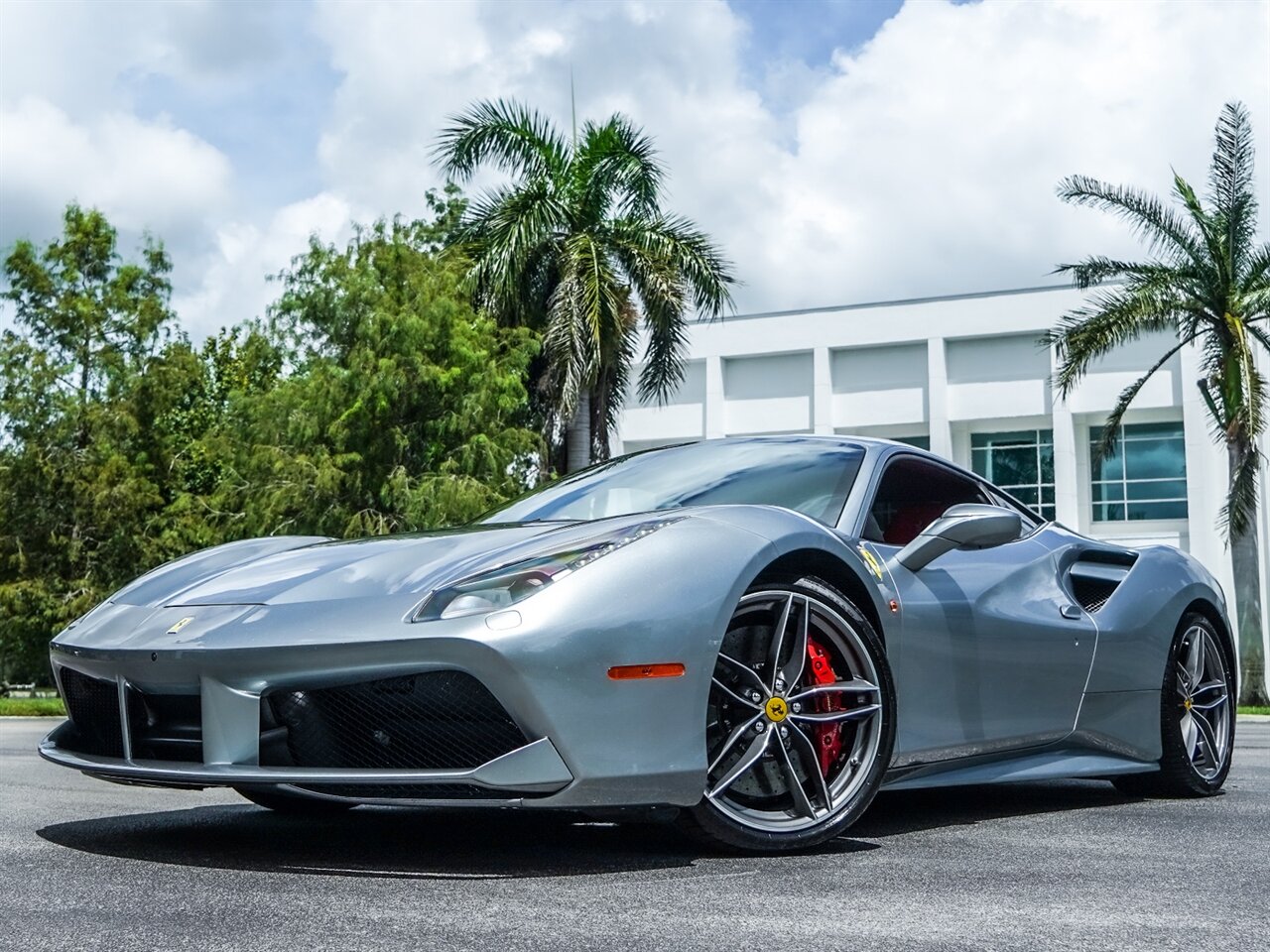 2017 Ferrari 488 GTB   - Photo 11 - Bonita Springs, FL 34134