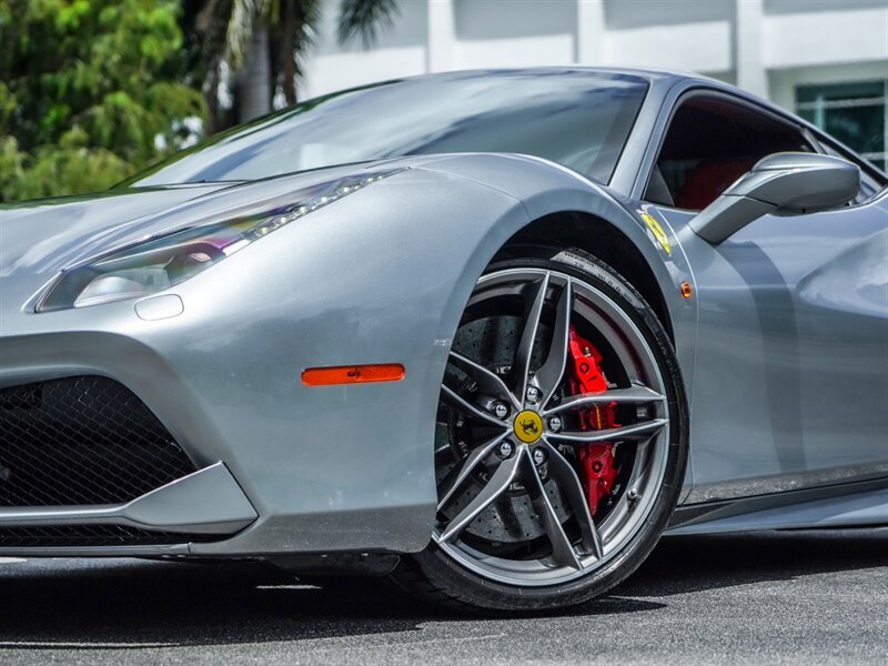 2017 Ferrari 488 GTB   - Photo 3 - Bonita Springs, FL 34134