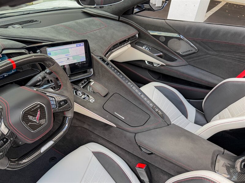 2023 Chevrolet Corvette Z06   - Photo 15 - Bonita Springs, FL 34134