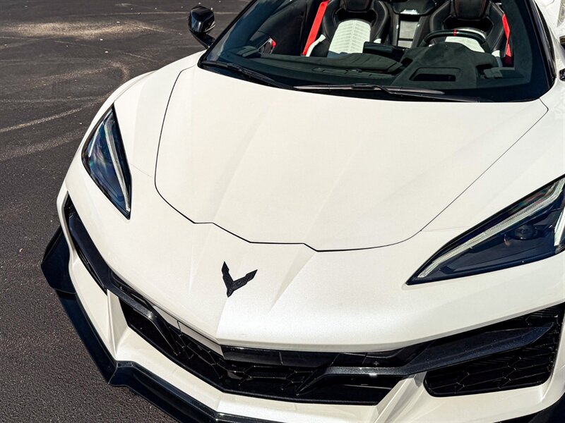 2023 Chevrolet Corvette Z06   - Photo 5 - Bonita Springs, FL 34134