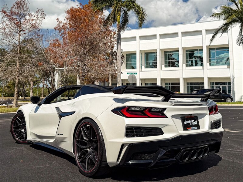 2023 Chevrolet Corvette Z06   - Photo 51 - Bonita Springs, FL 34134