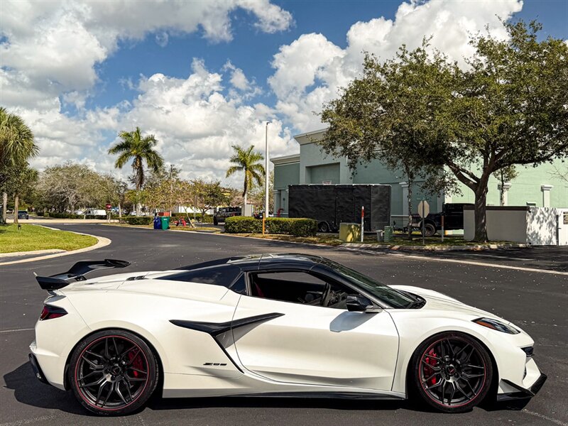 2023 Chevrolet Corvette Z06   - Photo 76 - Bonita Springs, FL 34134