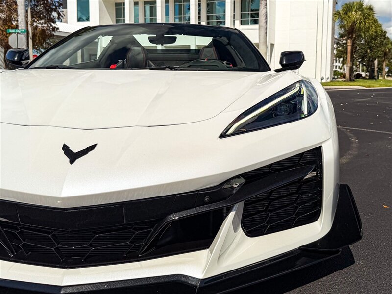 2023 Chevrolet Corvette Z06   - Photo 3 - Bonita Springs, FL 34134