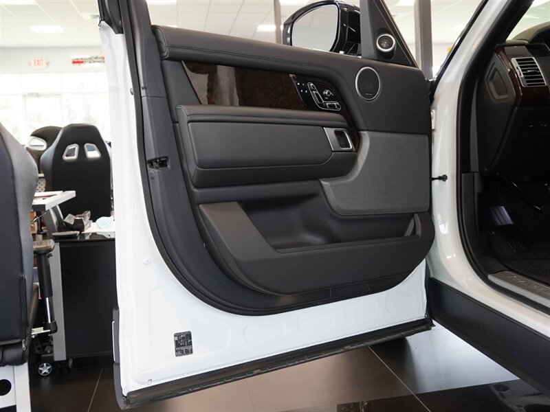 2020 Land Rover Range Rover P525 HSE   - Photo 16 - Bonita Springs, FL 34134