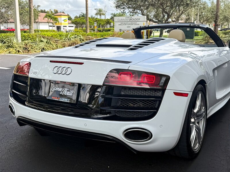 2011 Audi R8 5.2 quattro Spyder   - Photo 48 - Bonita Springs, FL 34134