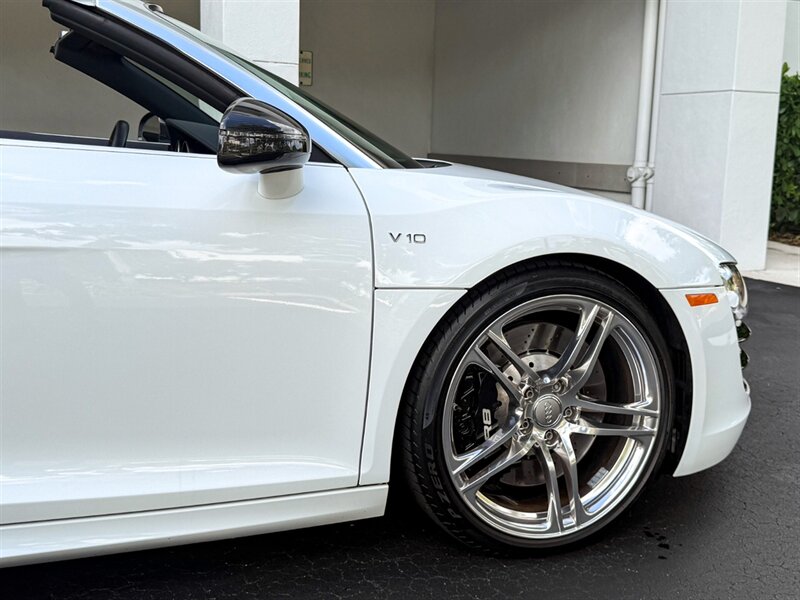 2011 Audi R8 5.2 quattro Spyder   - Photo 54 - Bonita Springs, FL 34134