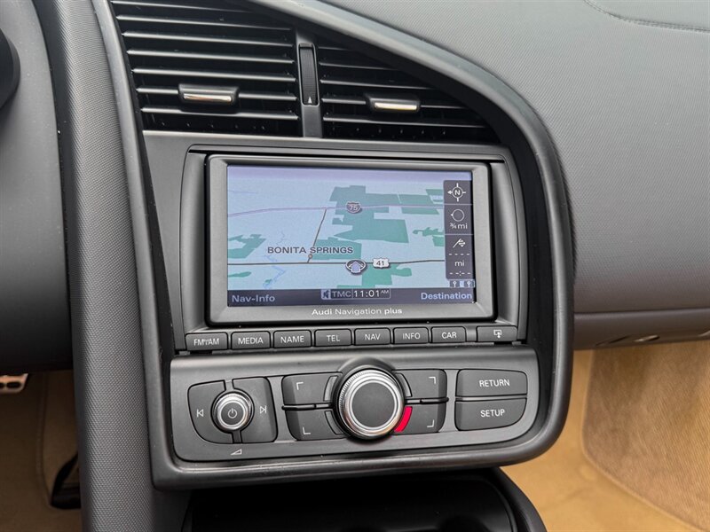 2011 Audi R8 5.2 quattro Spyder   - Photo 14 - Bonita Springs, FL 34134