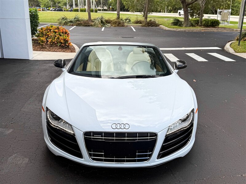2011 Audi R8 5.2 quattro Spyder   - Photo 4 - Bonita Springs, FL 34134
