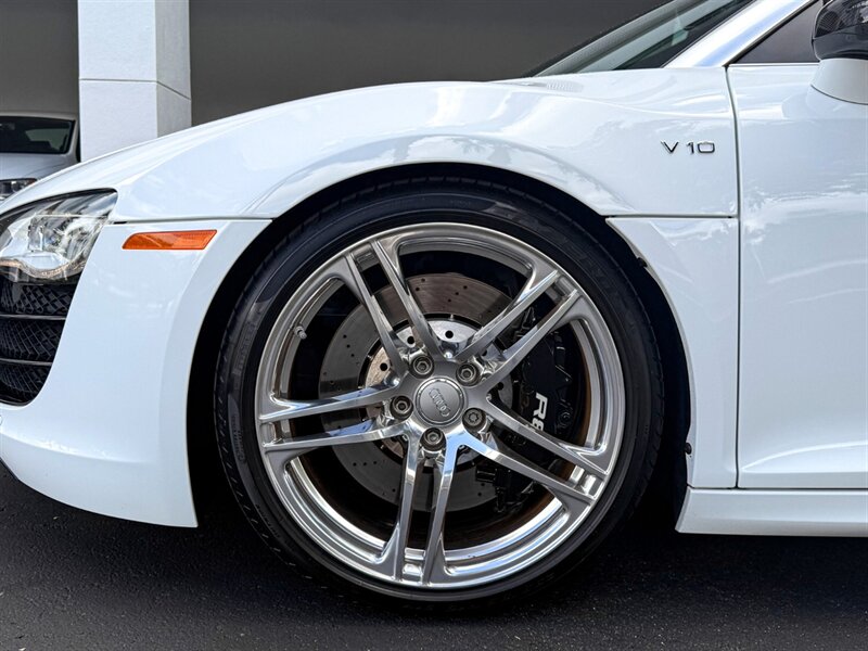 2011 Audi R8 5.2 quattro Spyder   - Photo 34 - Bonita Springs, FL 34134