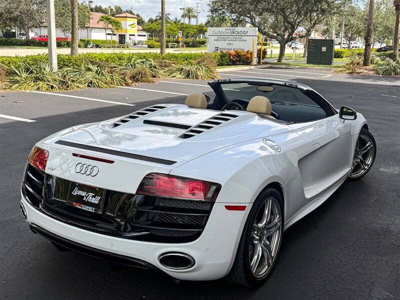 2011 Audi R8 5.2 quattro Spyder   - Photo 52 - Bonita Springs, FL 34134