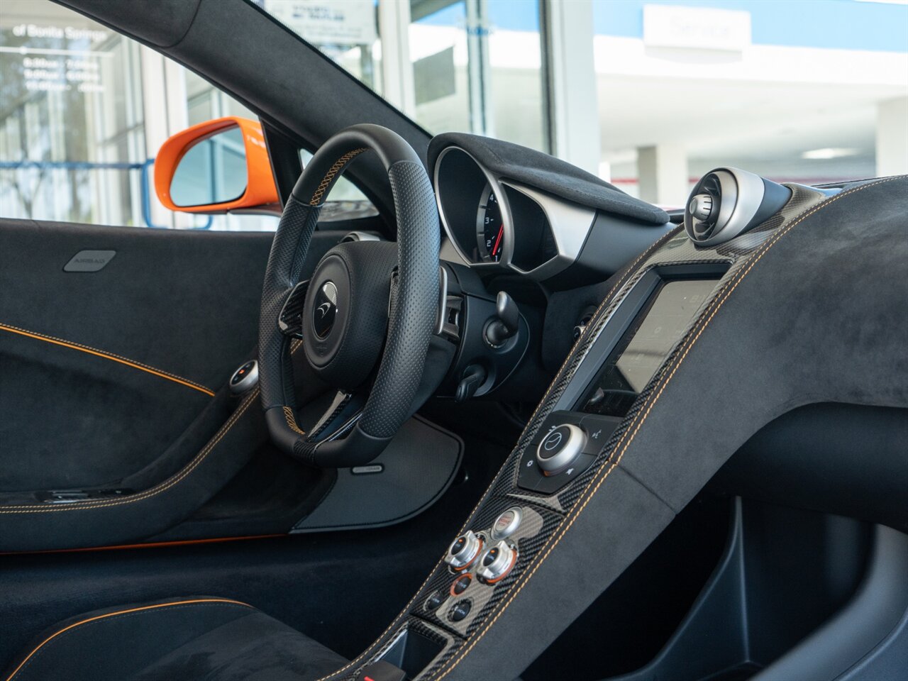 2015 McLaren 650S Coupe   - Photo 18 - Bonita Springs, FL 34134