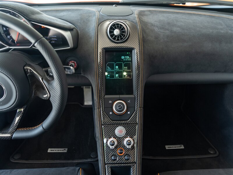 2015 McLaren 650S Coupe   - Photo 16 - Bonita Springs, FL 34134