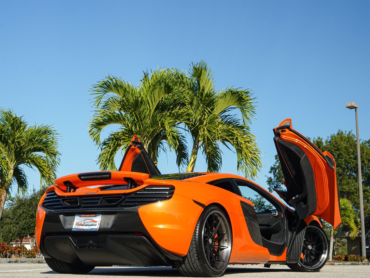 2015 McLaren 650S Coupe   - Photo 37 - Bonita Springs, FL 34134