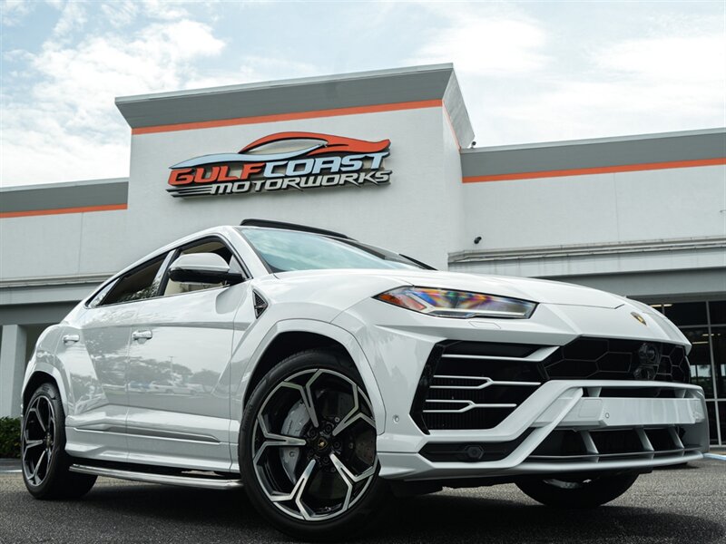 2020 Lamborghini Urus  