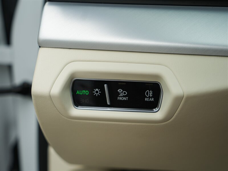 2020 Lamborghini Urus   - Photo 25 - Bonita Springs, FL 34134