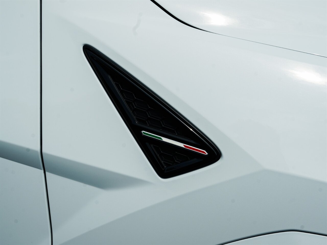 2020 Lamborghini Urus photo 69