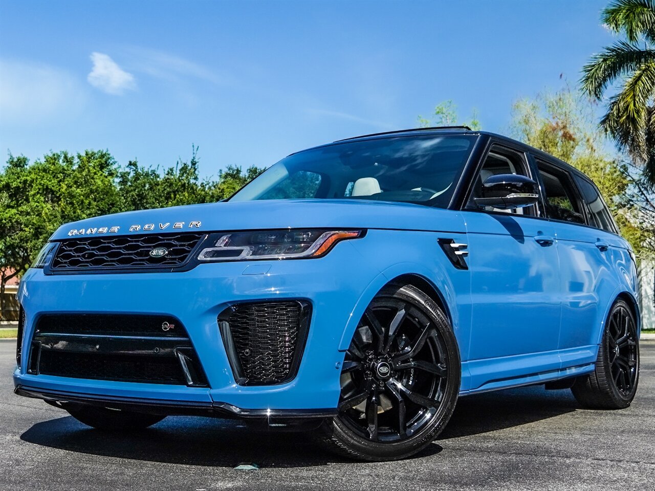 2022 Land Rover Range Rover Sport SVR   - Photo 11 - Bonita Springs, FL 34134