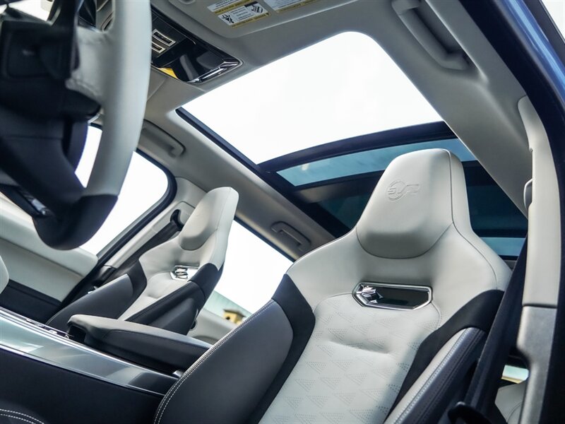 2022 Land Rover Range Rover Sport SVR - Photo 18 - Bonita Springs, FL 34134