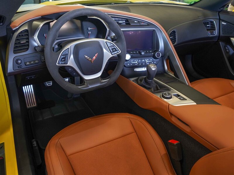 2019 Chevrolet Corvette Grand Sport   - Photo 2 - Bonita Springs, FL 34134