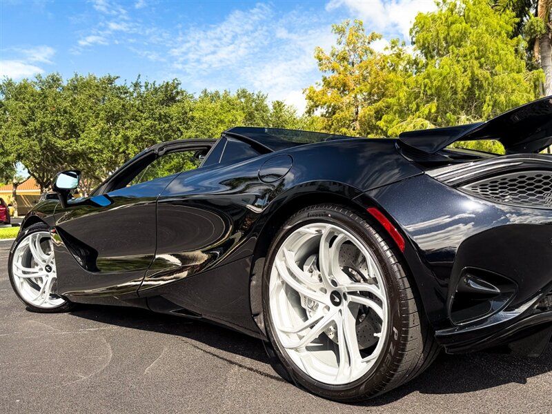2024 McLaren 750S Spider - Photo 43 - Bonita Springs, FL 34134