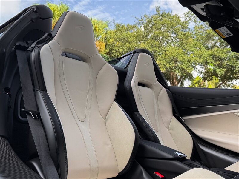 2024 McLaren 750S Spider - Photo 30 - Bonita Springs, FL 34134