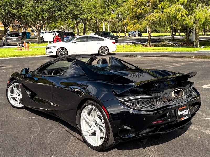 2024 McLaren 750S Spider - Photo 41 - Bonita Springs, FL 34134