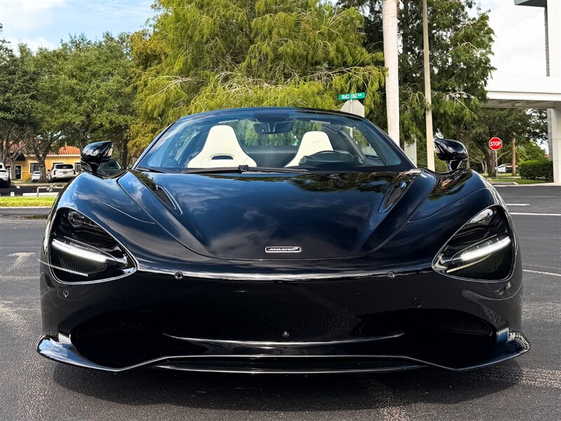 2024 McLaren 750S Spider - Photo 8 - Bonita Springs, FL 34134