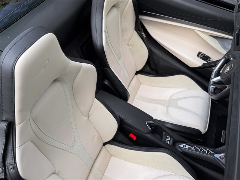 2024 McLaren 750S Spider - Photo 31 - Bonita Springs, FL 34134