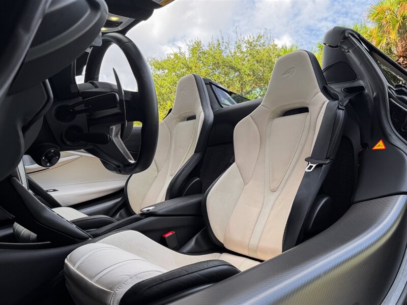 2024 McLaren 750S Spider - Photo 23 - Bonita Springs, FL 34134