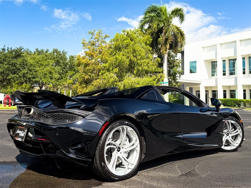 2024 McLaren 750S Spider - Photo 53 - Bonita Springs, FL 34134