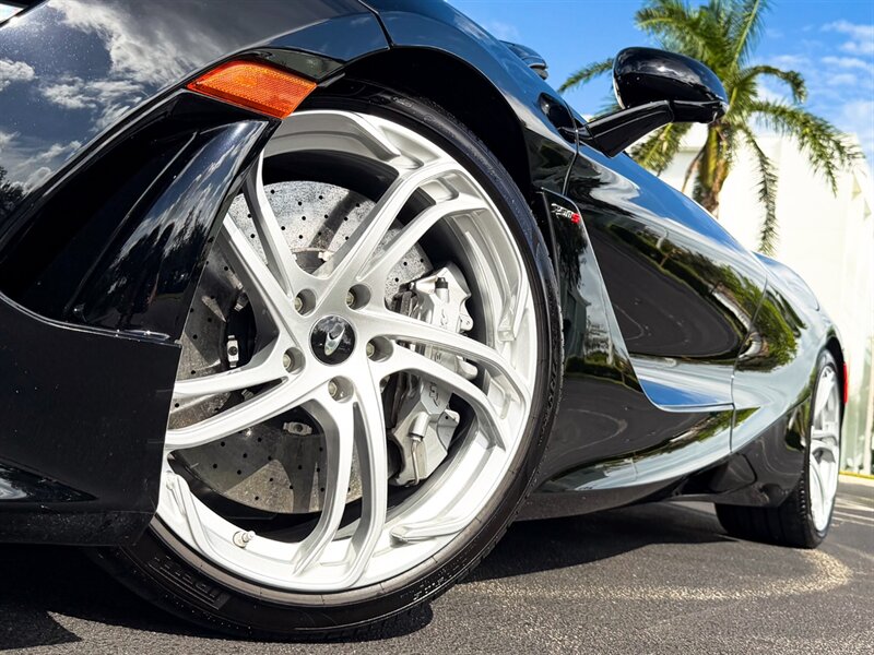 2024 McLaren 750S Spider - Photo 13 - Bonita Springs, FL 34134