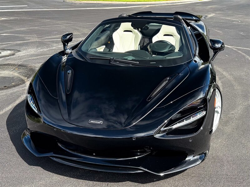 2024 McLaren 750S Spider - Photo 9 - Bonita Springs, FL 34134