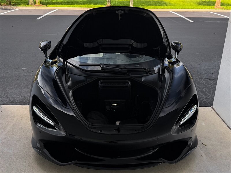 2024 McLaren 750S Spider - Photo 35 - Bonita Springs, FL 34134