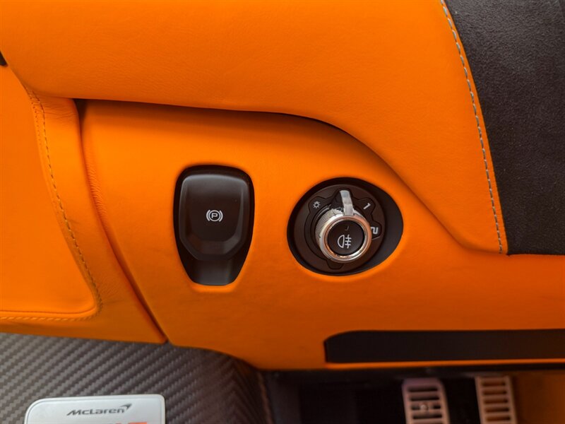 2022 McLaren 765LT Spider - Photo 24 - Bonita Springs, FL 34134