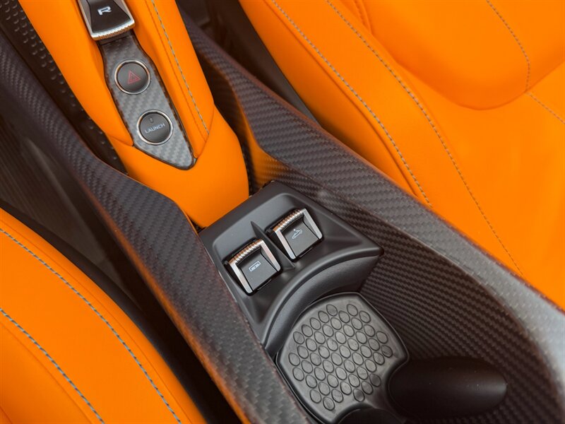 2022 McLaren 765LT Spider - Photo 22 - Bonita Springs, FL 34134