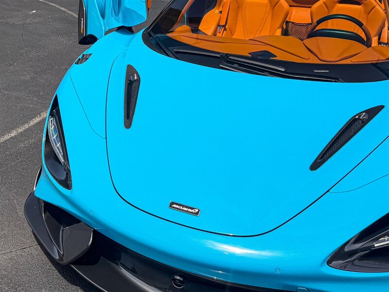 2022 McLaren 765LT Spider - Photo 4 - Bonita Springs, FL 34134