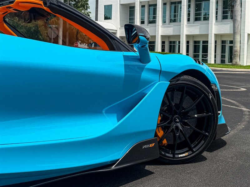 2022 McLaren 765LT Spider - Photo 63 - Bonita Springs, FL 34134