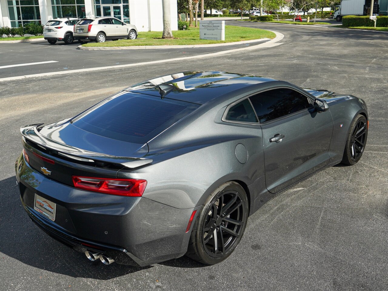 2018 Chevrolet Camaro SS   - Photo 33 - Bonita Springs, FL 34134