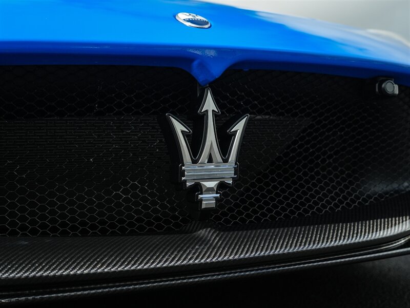 2022 Maserati MC20 - Photo 8 - Bonita Springs, FL 34134