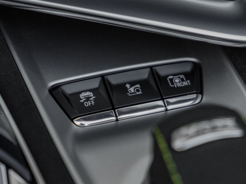 2020 Chevrolet Corvette Stingray - Photo 18 - Bonita Springs, FL 34134